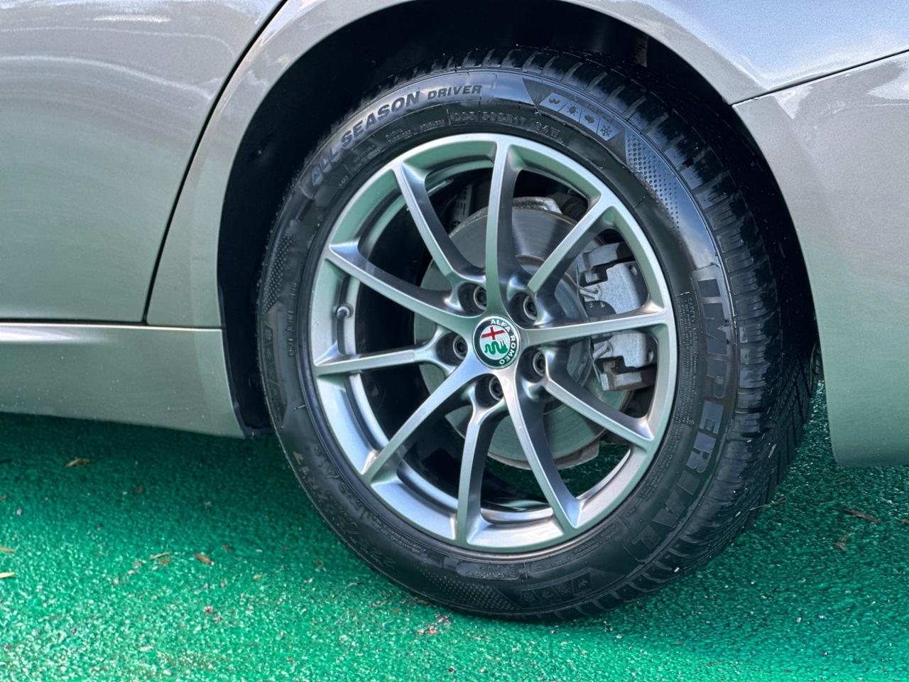 Alfa Romeo Giulia 2.2 TD 150CV AT8 Business 2017