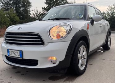 Mini Cooper Countryman benzina cambio automatico con doppio tetto !!!!