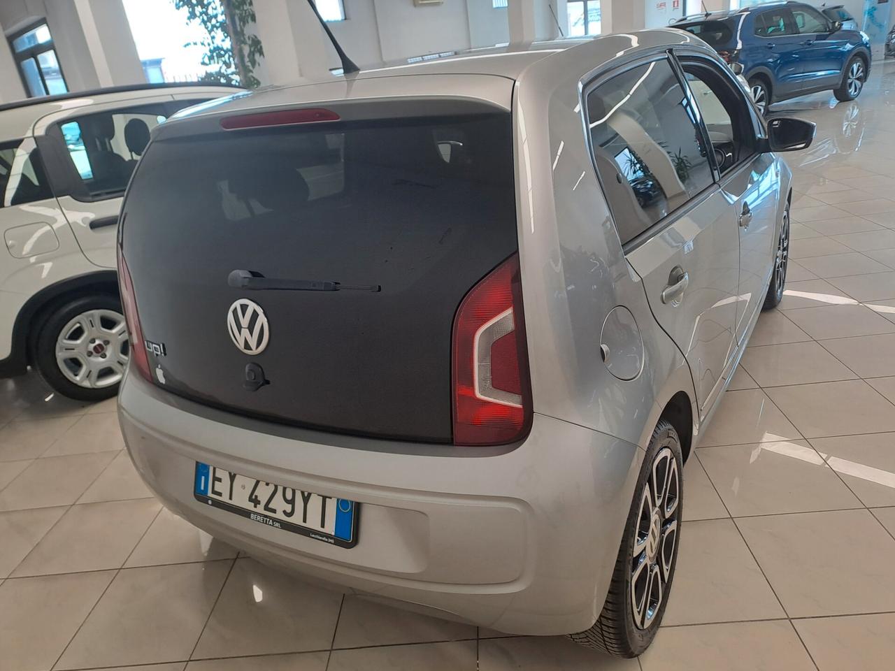Volkswagen up! 1.0 75 CV 5p. high