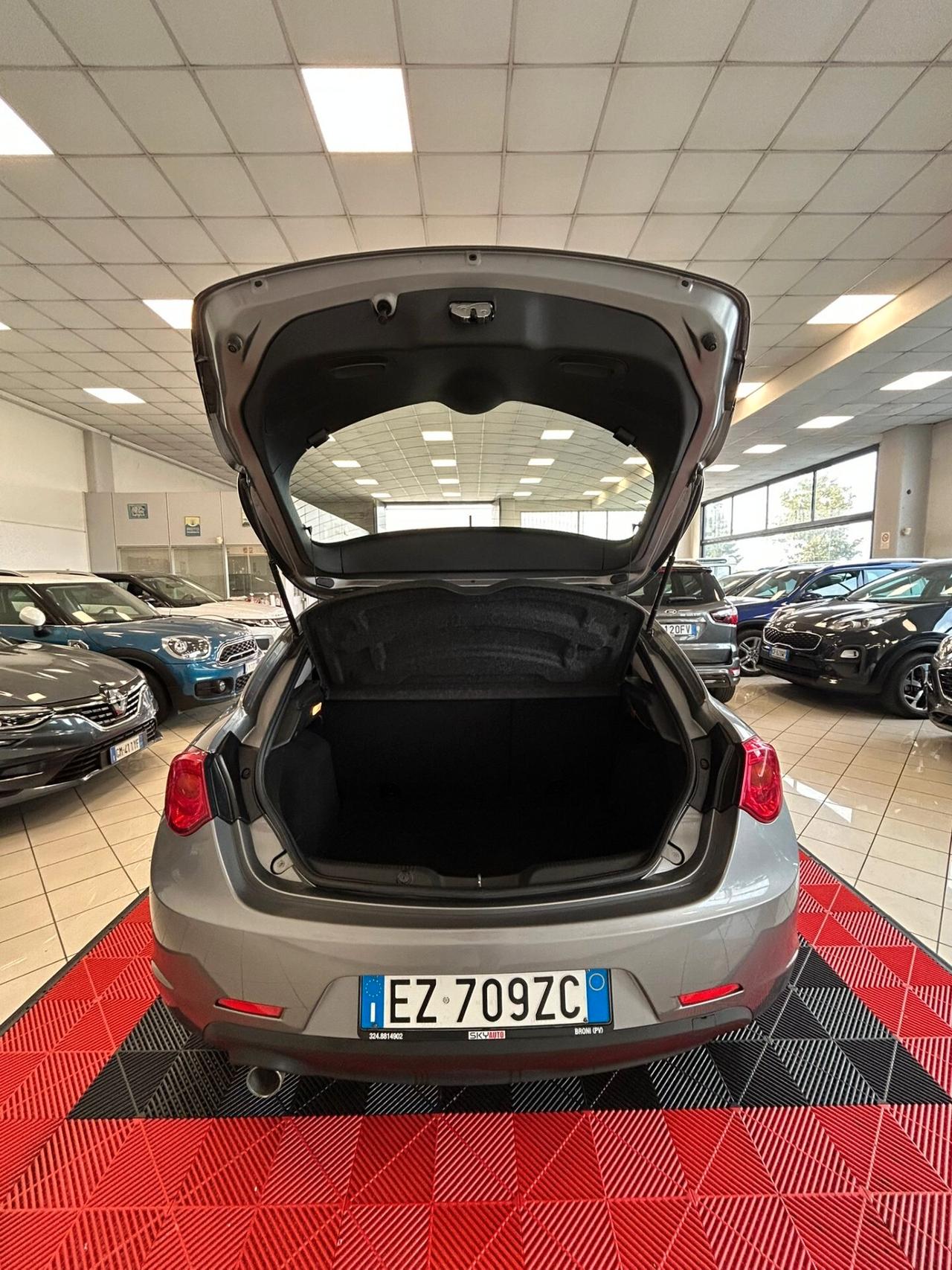 Alfa Romeo Giulietta 1.6 JTDm-2 105 CV Distinctive