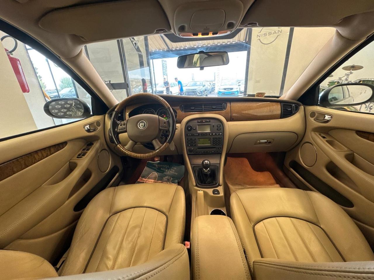 Jaguar X-Type 2.2D cat Executive 2007