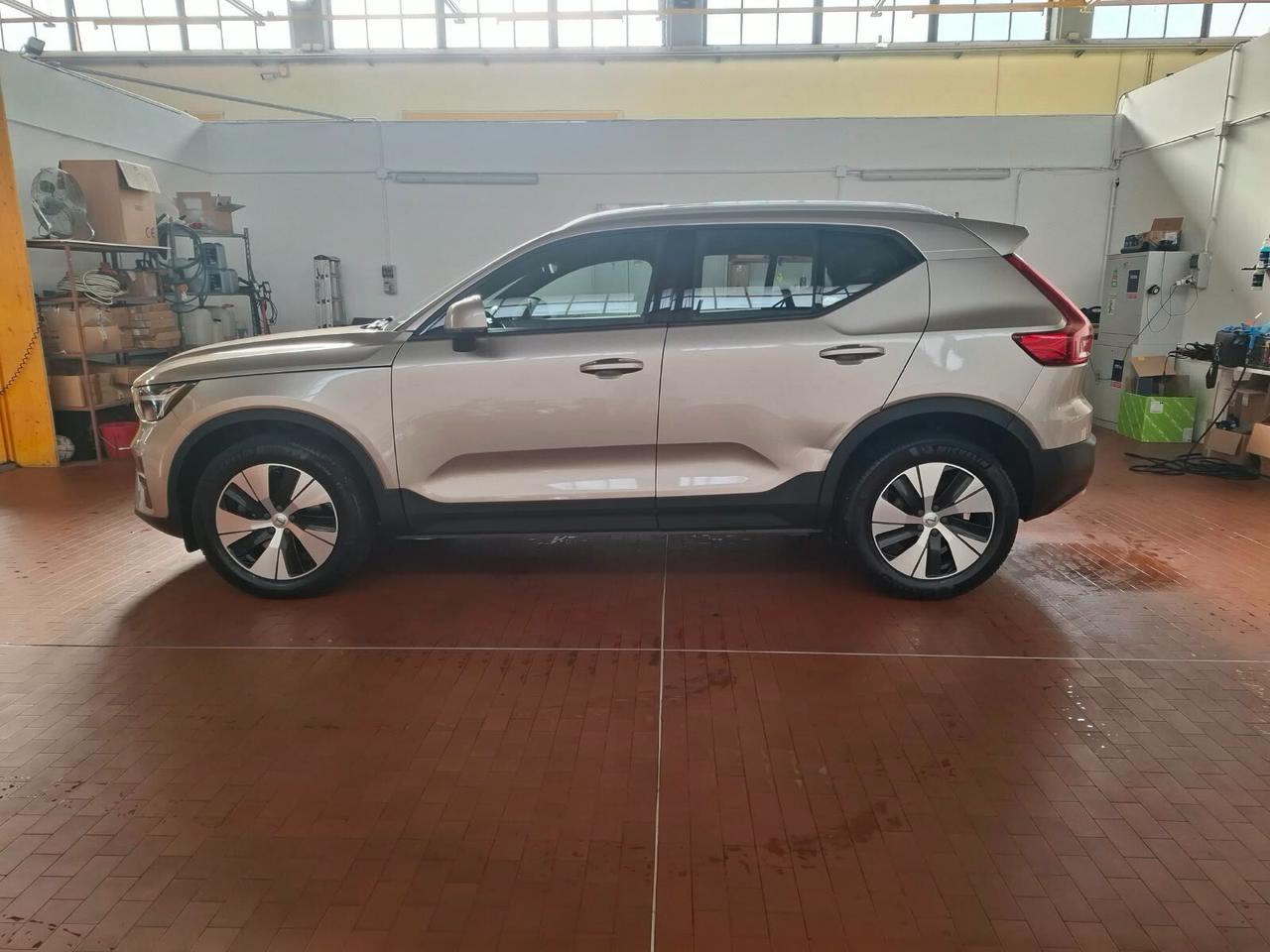 Volvo XC40 B3 automatico Ultimate Bright