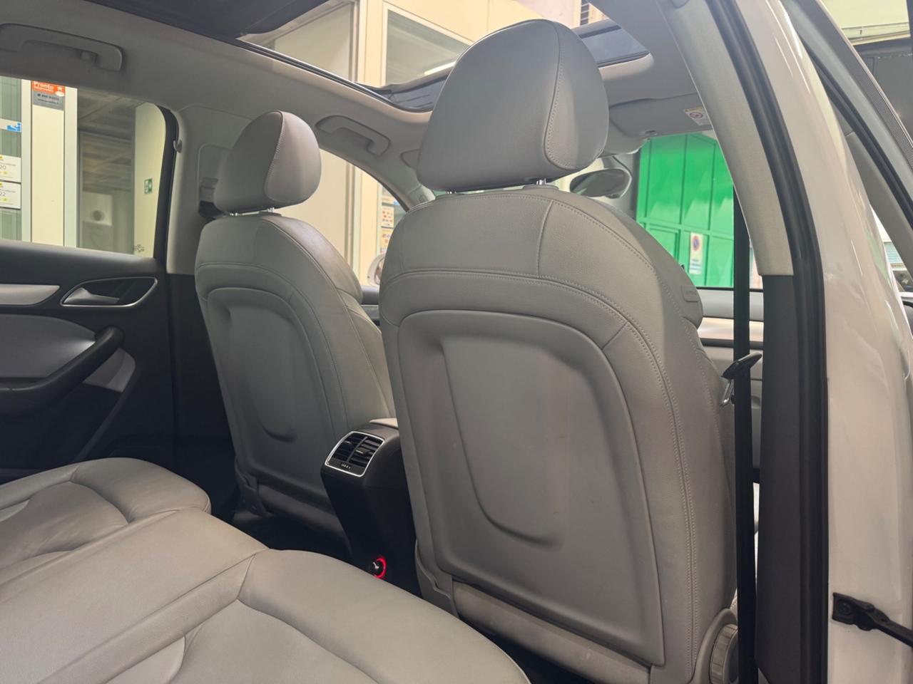 Audi Q3 2.0 TDI 140cv Tetto unico proprietario