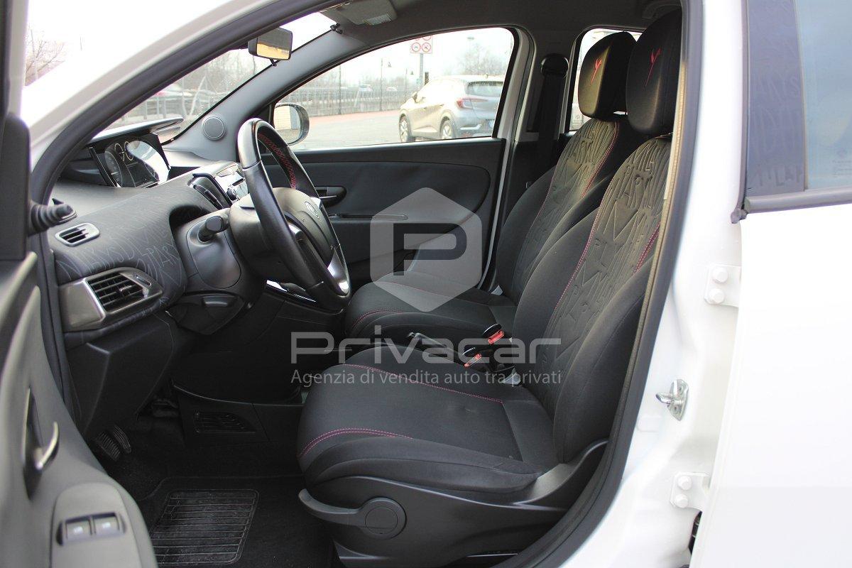 LANCIA Ypsilon 1.2 69 CV 5 porte Elefantino