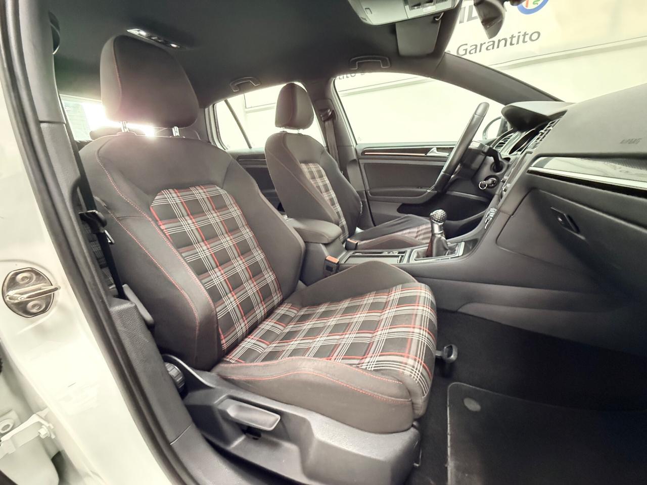 Volkswagen Golf GTI Performance 2.0 TSI 230cv 5p. 4 Free BMT 01/2015