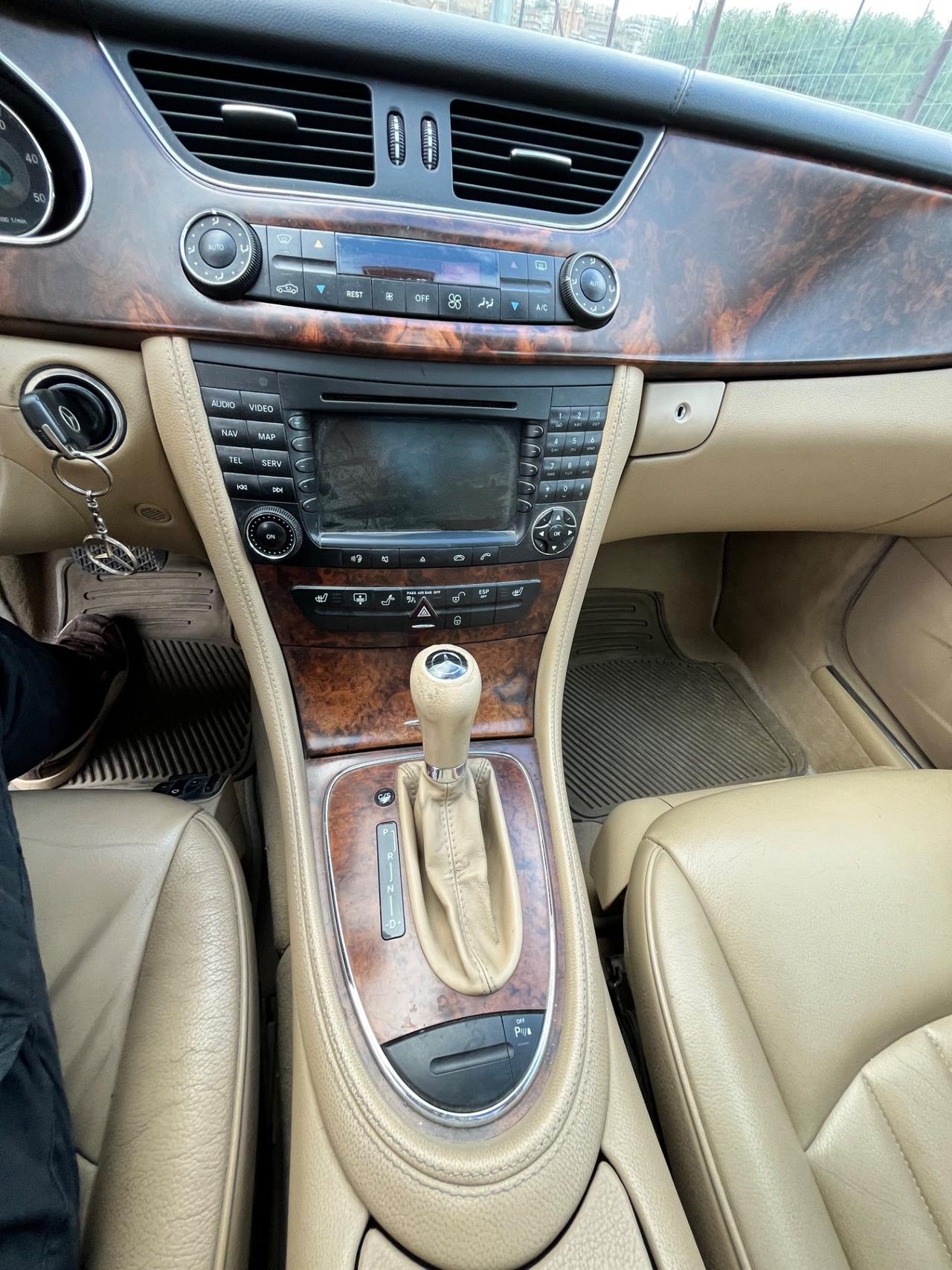 Mercedes-benz CLS 320 CDI con tettuccio fari uxeno