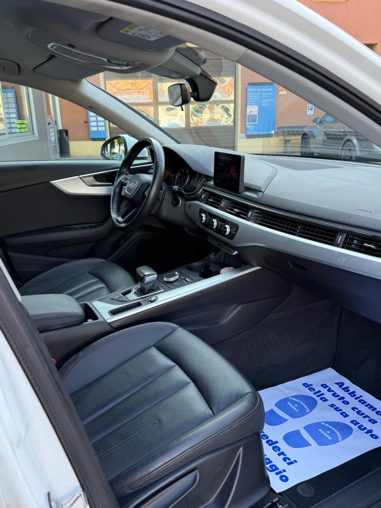 Audi A4 2.0 TDI 150 CV clean diesel quattro Advanced