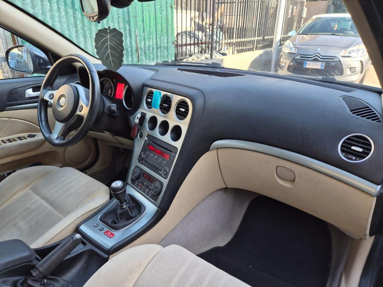 ALFA ROMEO 159 2.0 JTDm Distinctive