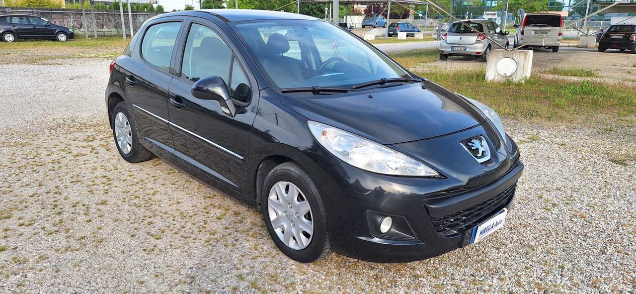 Peugeot 207 Plus 1.4 8V 75CV 5p. ECO GPL