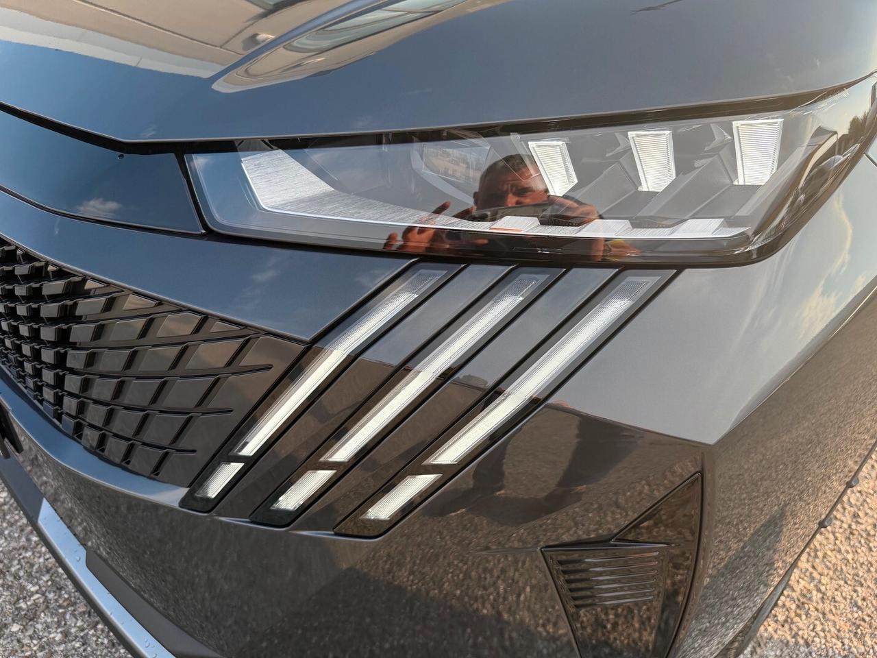 Peugeot 3008 Hybrid 136 e-DCS6 GT