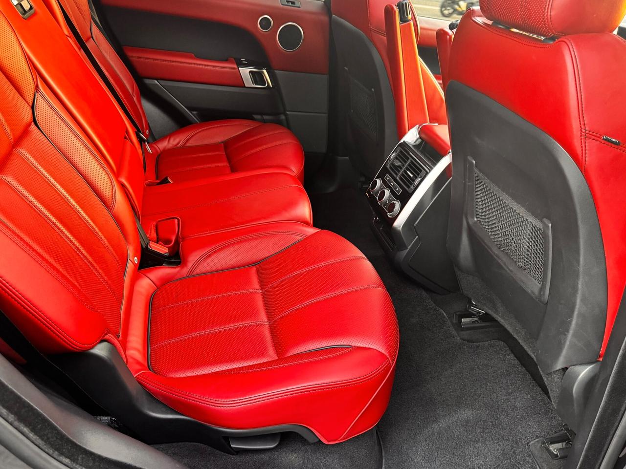 Land Rover Range Sport 3.0 TDV6 HSE Dynamic