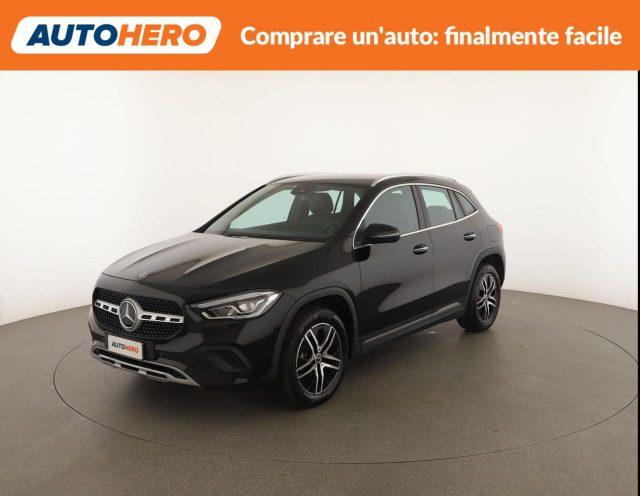 MERCEDES-BENZ GLA 200 d Automatic Premium