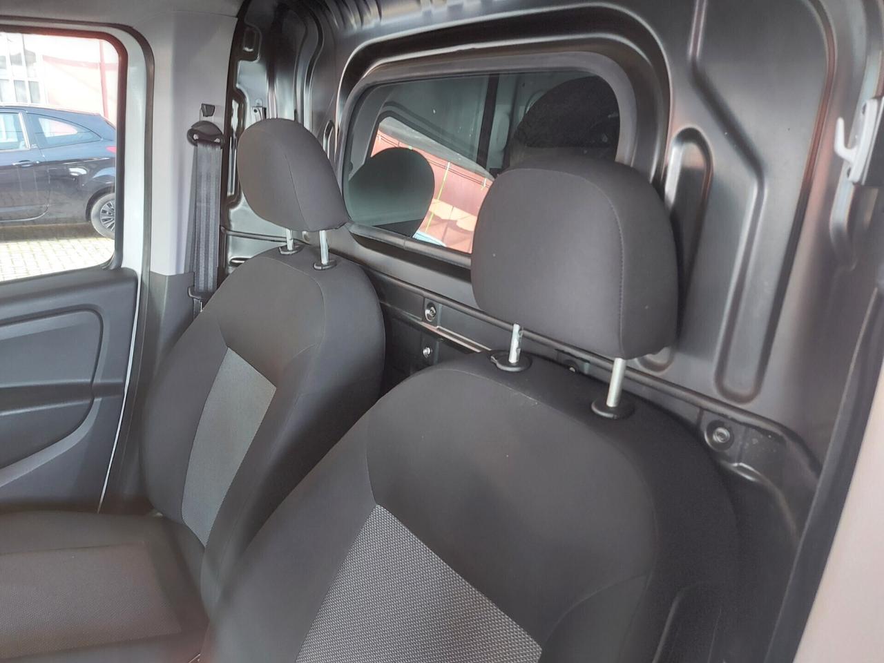 Fiat Doblò 1.4 T-Jet Natural Power GANCIO TRAINO