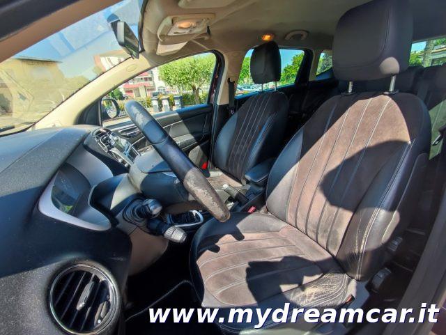 LANCIA Delta 1.6 MJT DPF Oro