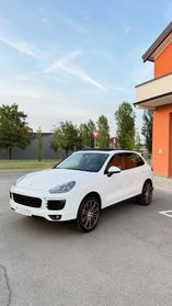 Porsche Cayenne 3.0 Diesel Platinum Edition