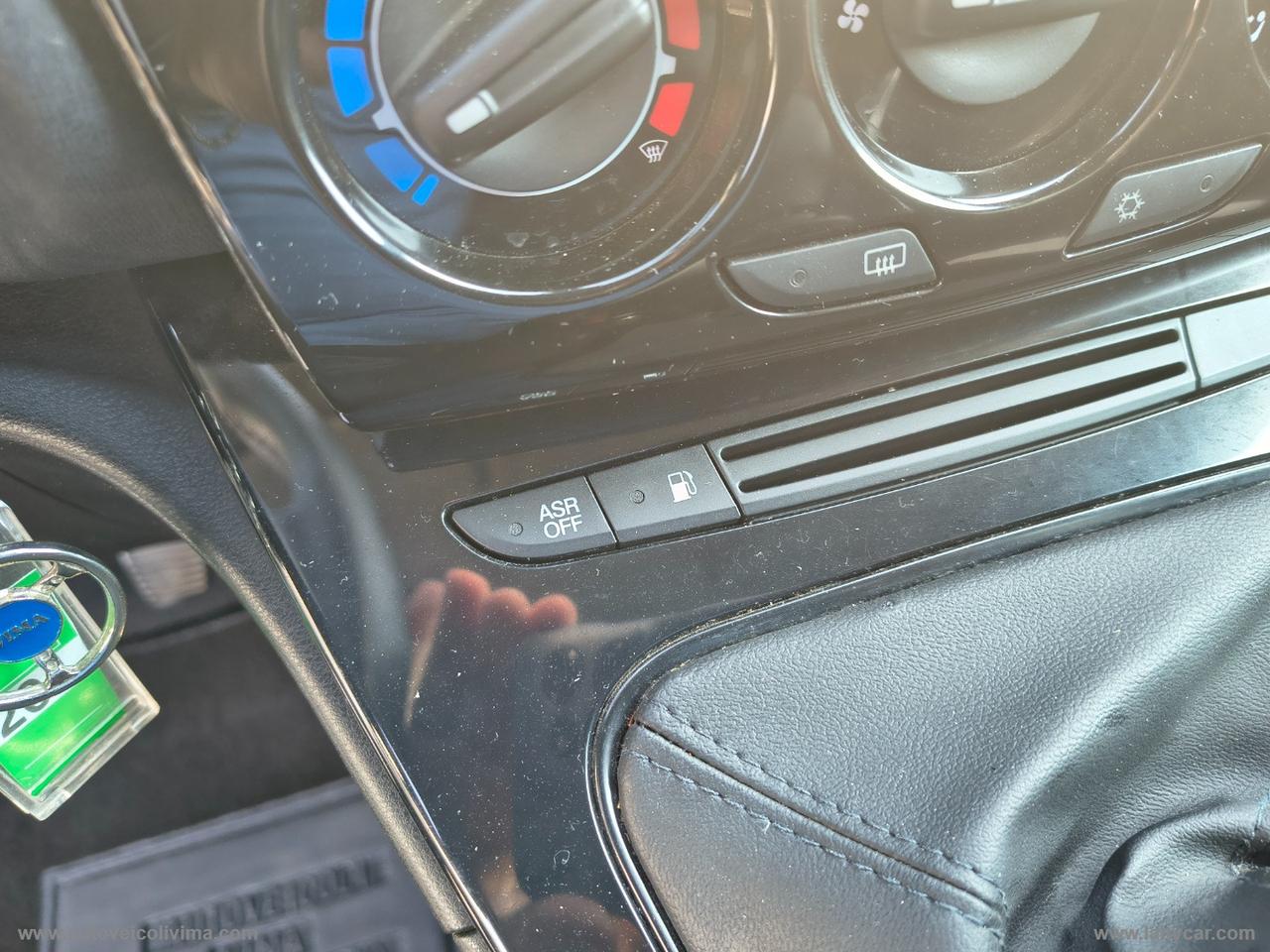 LANCIA Ypsilon 1.2 69 CV 5p. GPL Gold