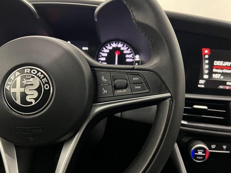 Alfa Romeo Giulia 2.2 Turbodiesel 150 CV AT8