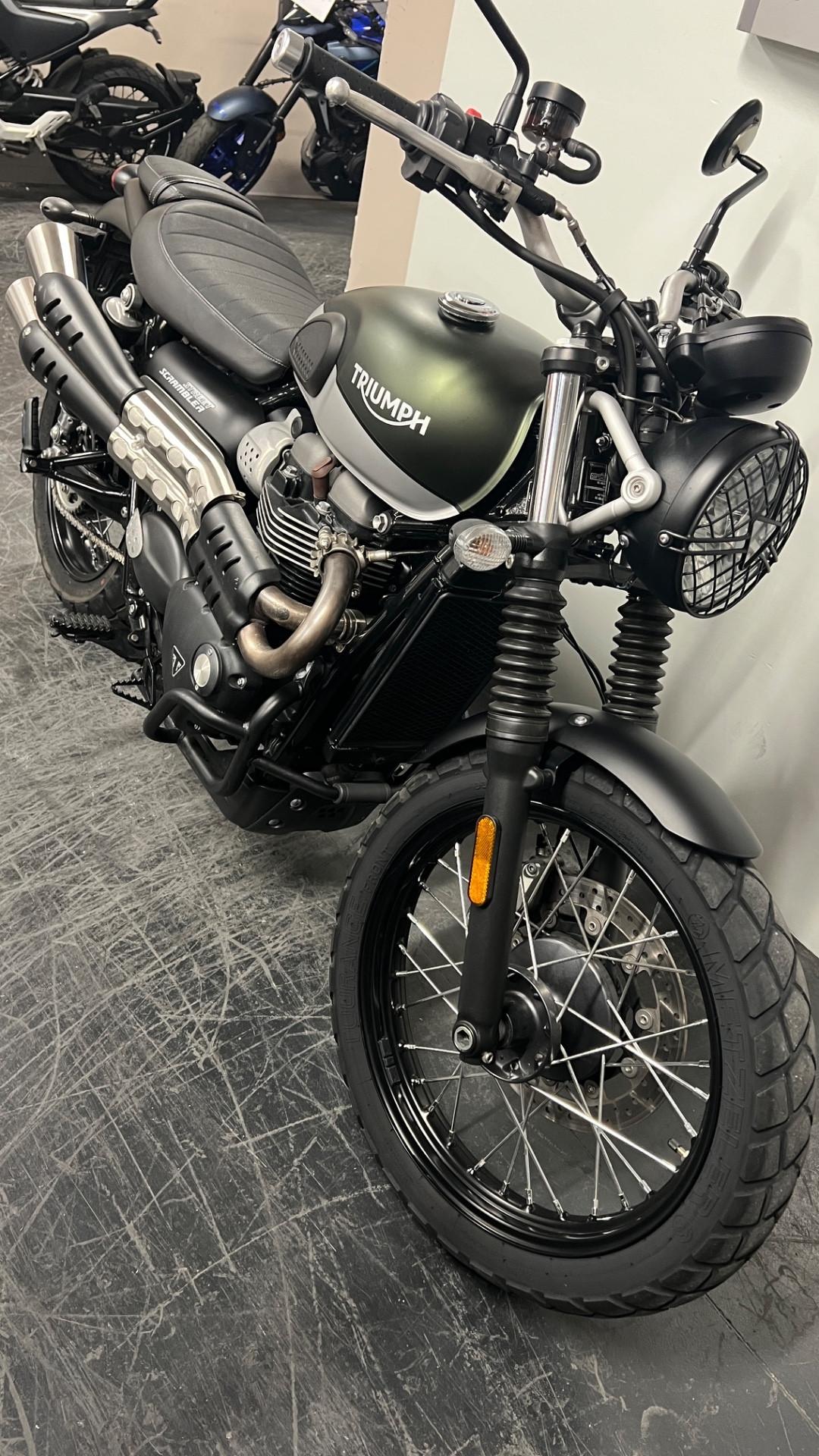 Triumph Street Scrambler 900