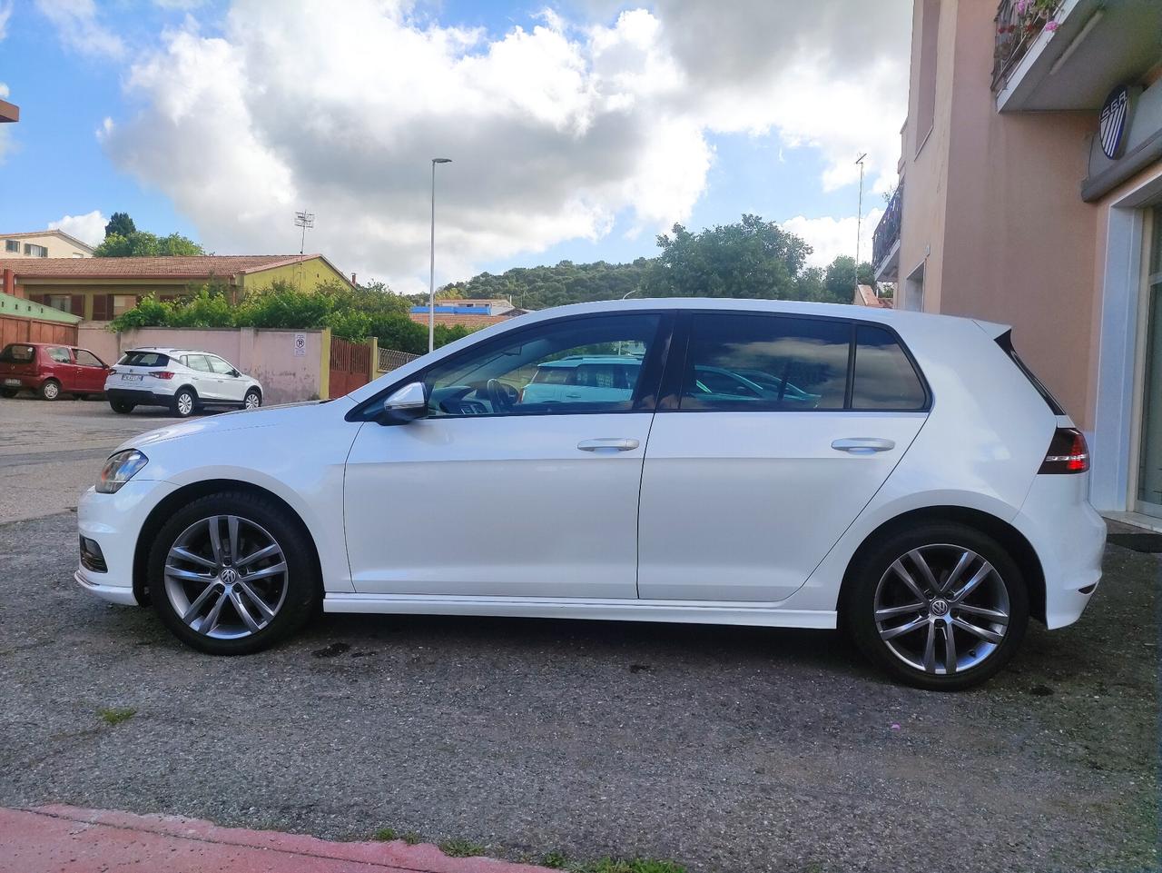 Volkswagen Golf 1.4 TSI 5porte R-Line 122cv