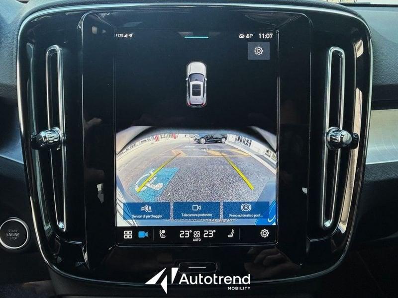Volvo XC40 B3 163+14 CV Automatico LED Core