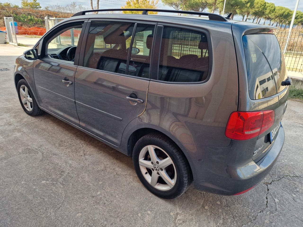 Volkswagen Touran Business 1.4 Highline EcoFuel