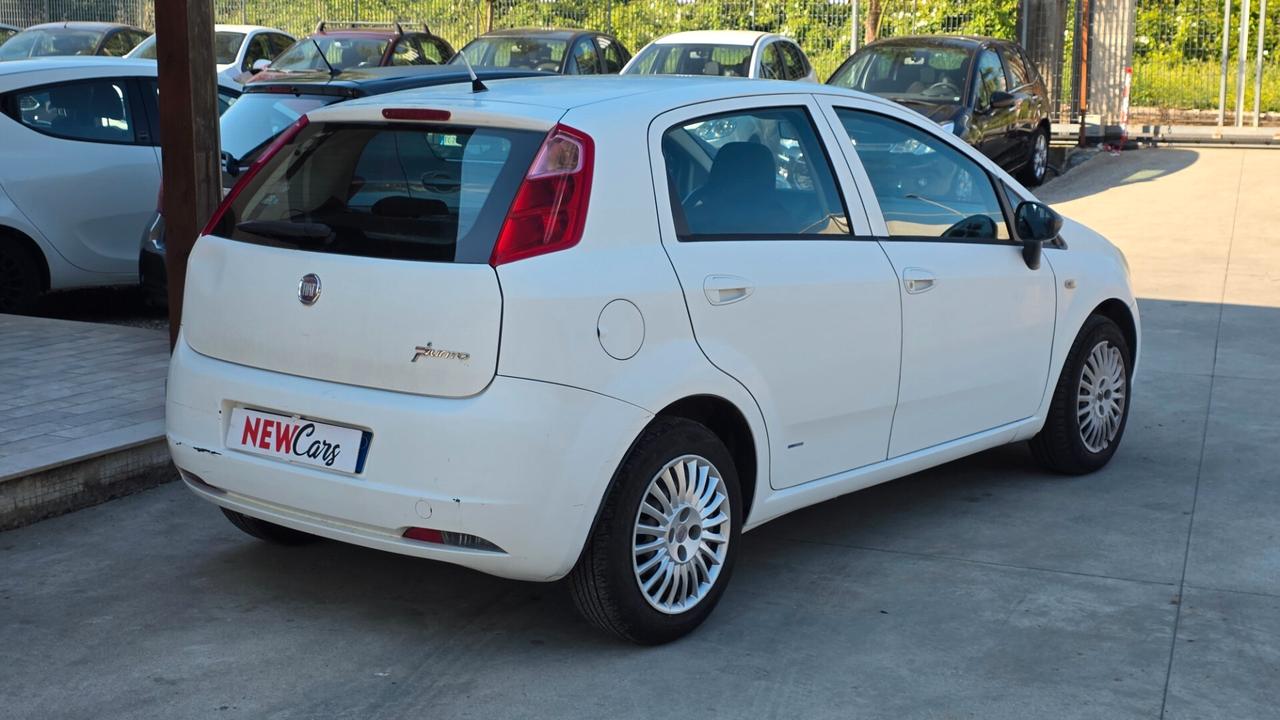 Fiat Grande Punto 1.3 MJT 75 CV 5