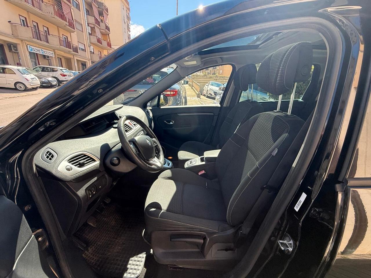 Renault Scenic Scénic X-Mod 1.5 dCi 110CV Dynamique