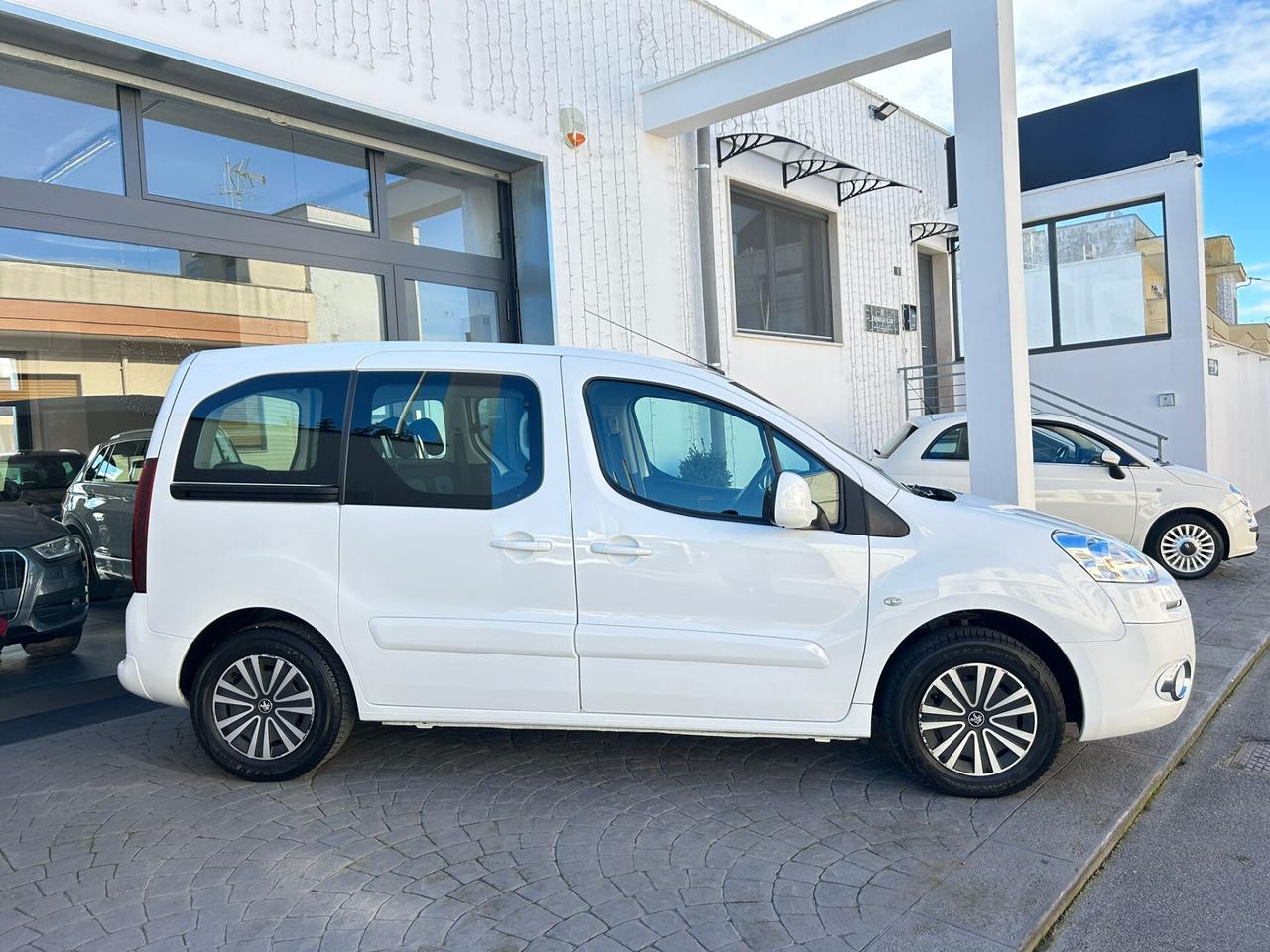 Peugeot Partner 1.6 HDi 115Cv AUTOVETTURA-2015