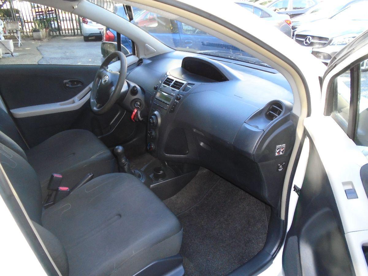 Yaris '11 EURO5 96000 KM UNIPRO OK NEOP