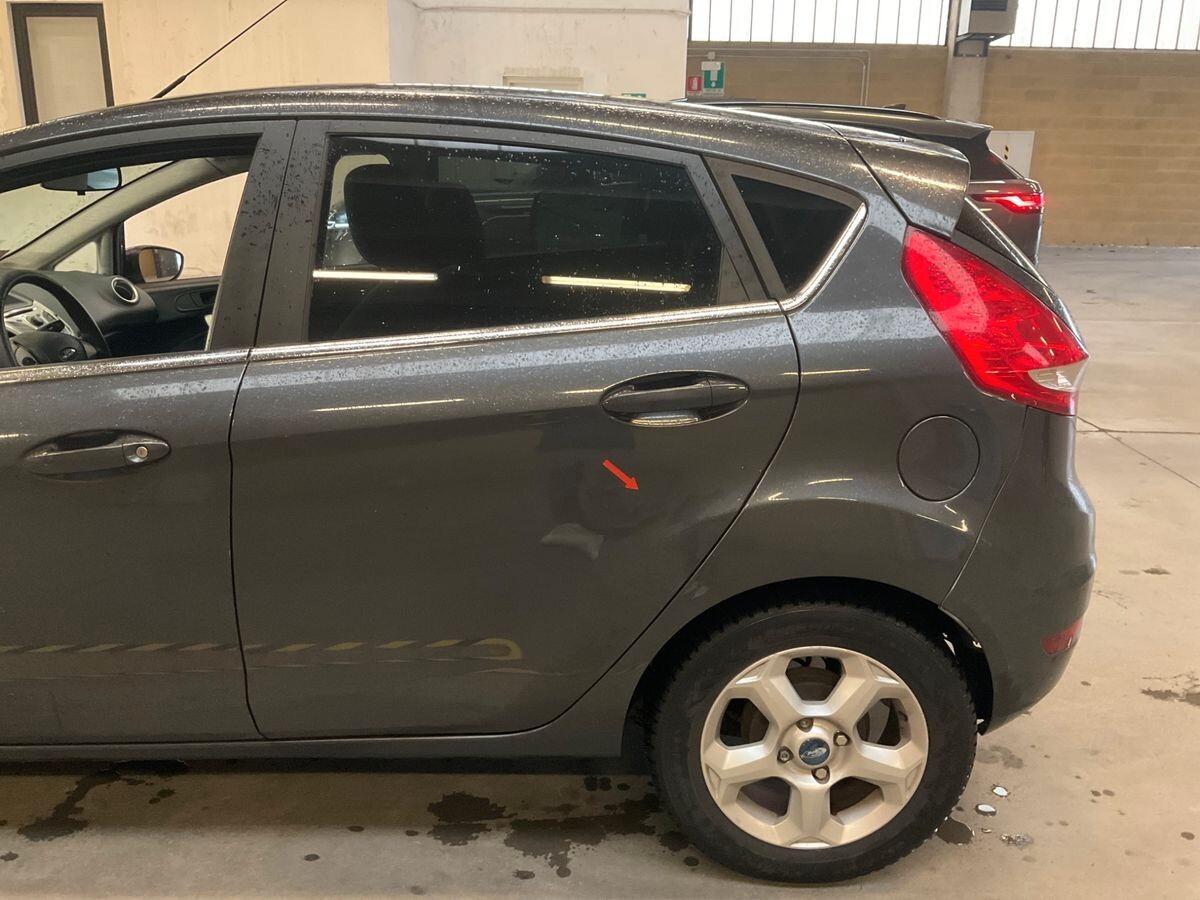 Ford Fiesta 1.4 5 porte Bz.- GPL Titanium