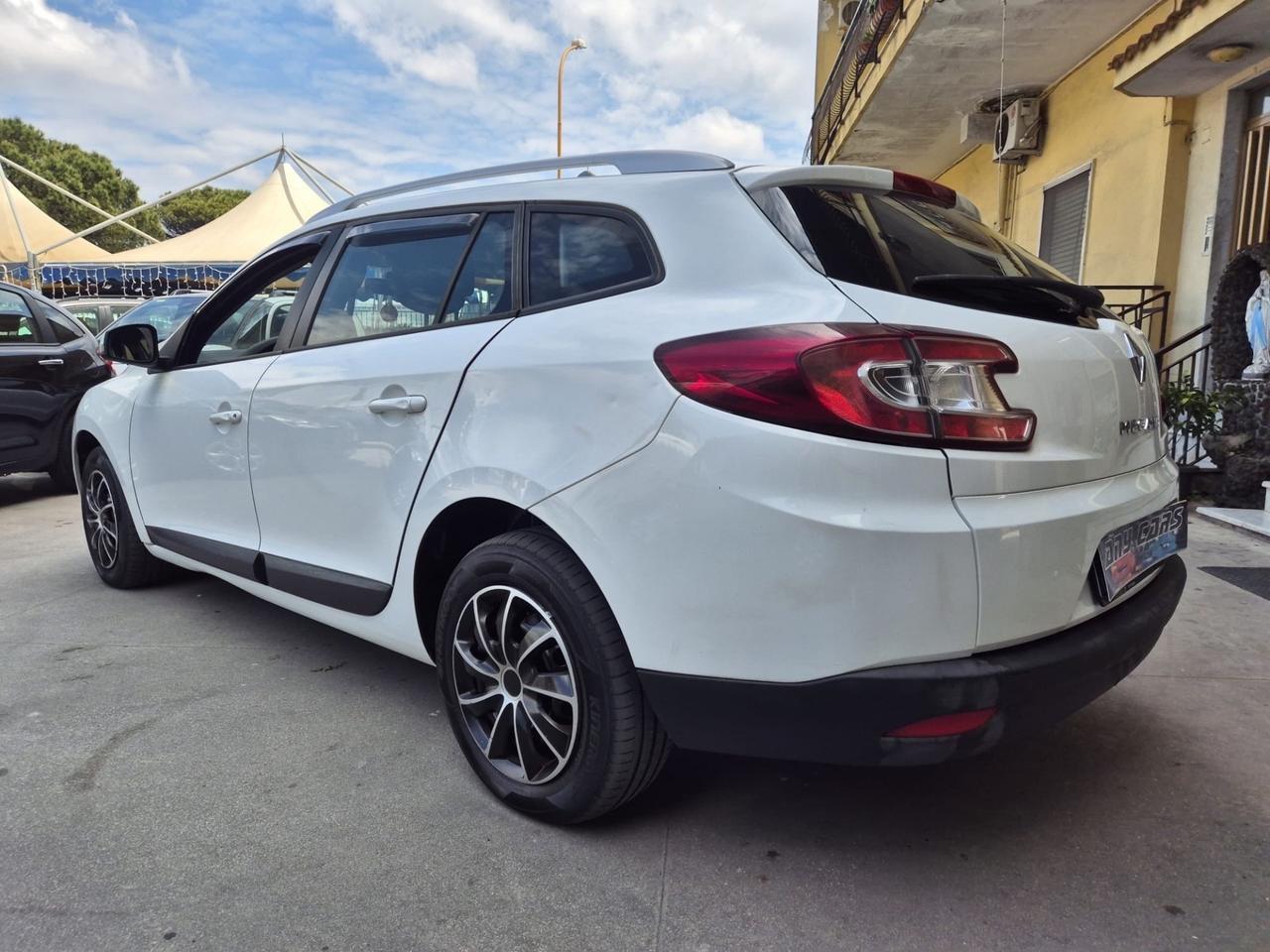 Renault Megane Mégane 1.5 dCi 90CV SporTour Confort