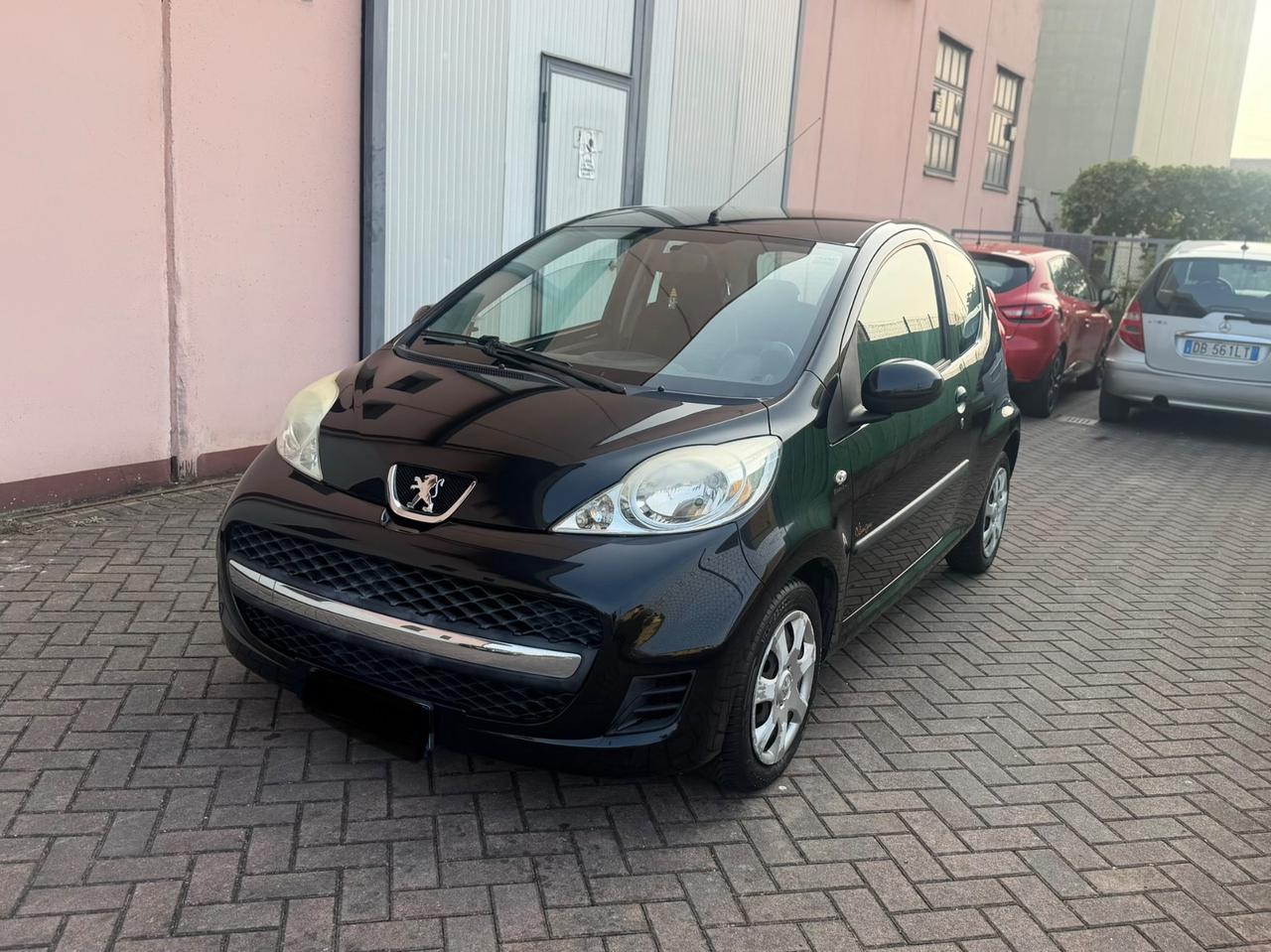 Peugeot 107 1.0 68CV 3p. Desir