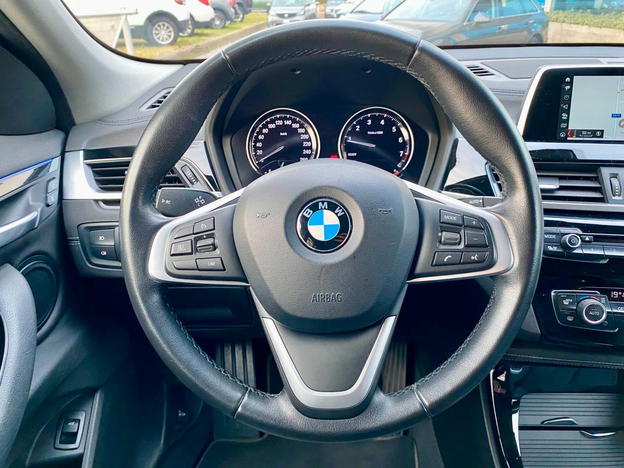 BMW X2 sdrive18i Advantage 140cv auto