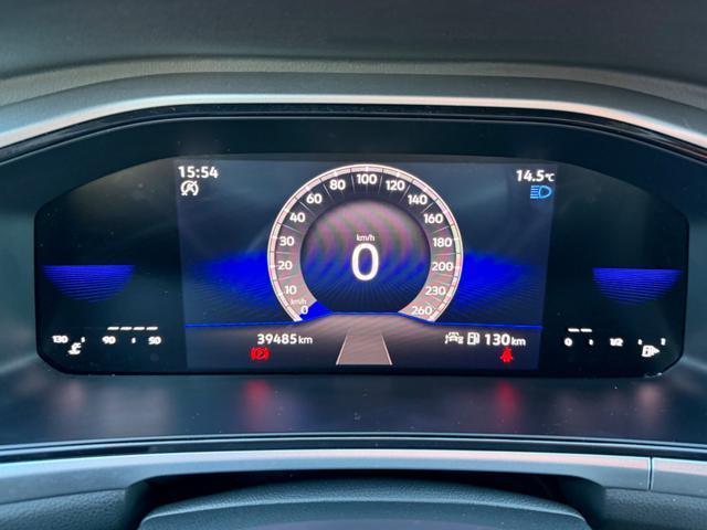 VOLKSWAGEN T-Roc TSI LIFE+NAVI+PARK AUTOMATICO+VIRTUAL+BICOLOR