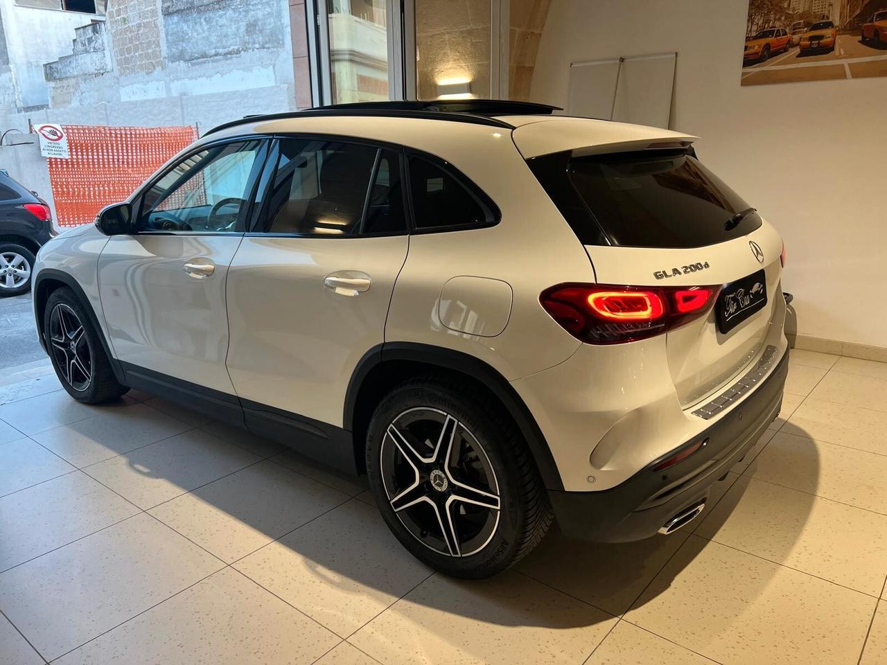 MERCEDES-BENZ GLA 200D PREMIUM 2.0 150CV TETTO NAVI CAM ANNO 2022