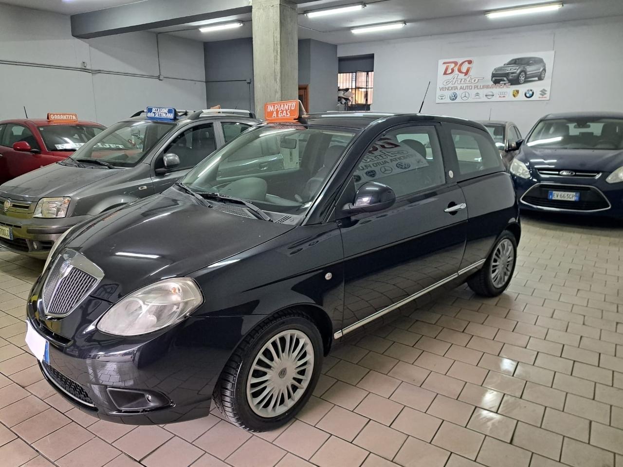 Lancia ypsilon 1.4 gpl X neop 2011 unico prop
