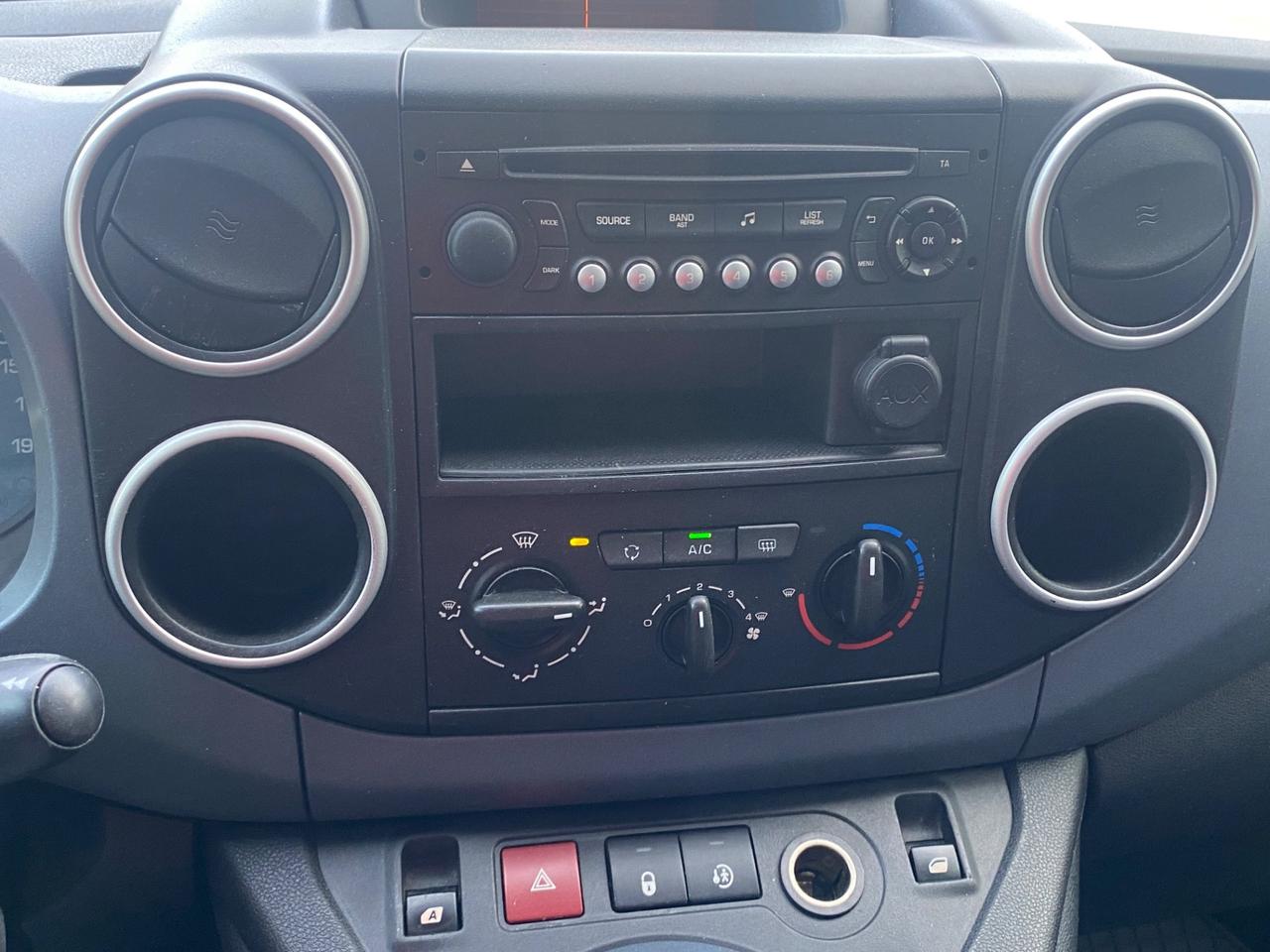 Peugeot Partner 1.6 HDI Pedana Disabile 2015