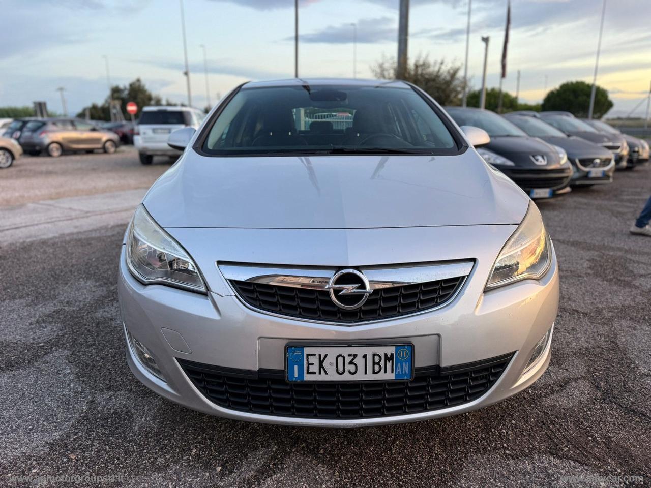 OPEL Astra 1.7 CDTI 110 CV 5p. Cosmo