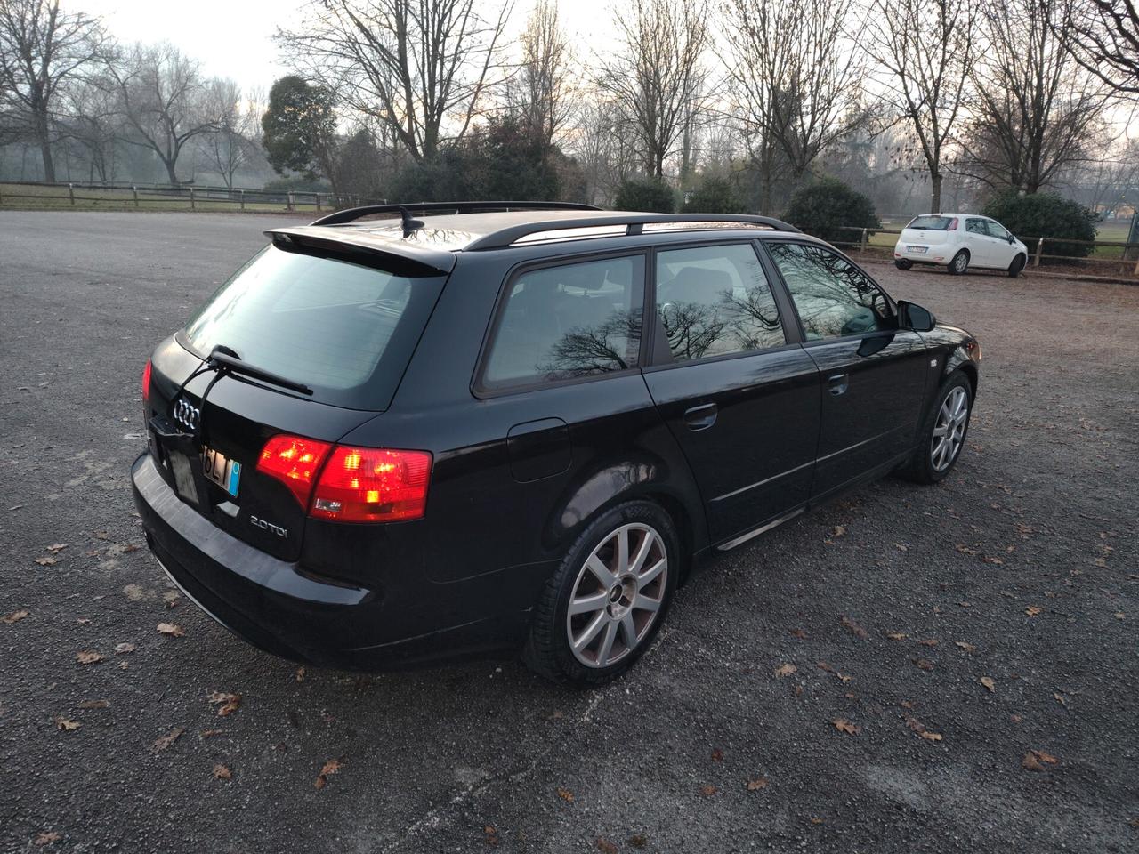 Audi A4 2.0 16V TDI Avant S LINE SOLO 120.000KM!!!