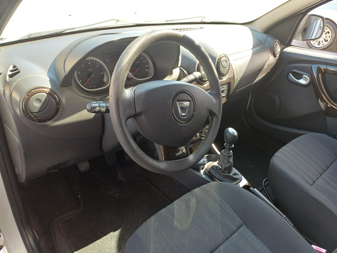 Dacia Duster 1.5 dCi Laureate - 2012