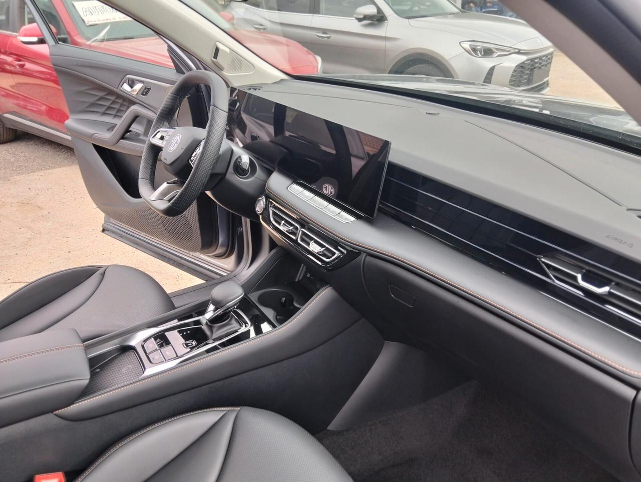 Mg HS HEV Luxury 224CV KM 0 7 ANNI GARANZIA UFFICIALE