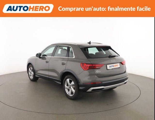 AUDI Q3 35 TDI Business Advanced