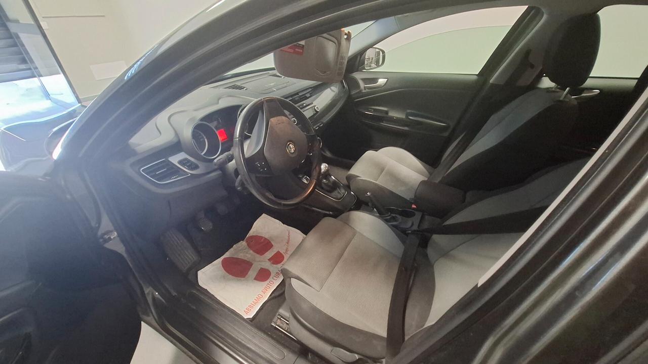 Alfa Romeo Giulietta 1.6 JTDm-2 105 CV Distinctive