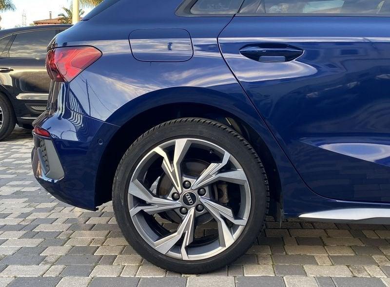 Audi A3 SPB S line interno ed esterno 2.0 TDI 150CV S-Tronic 35