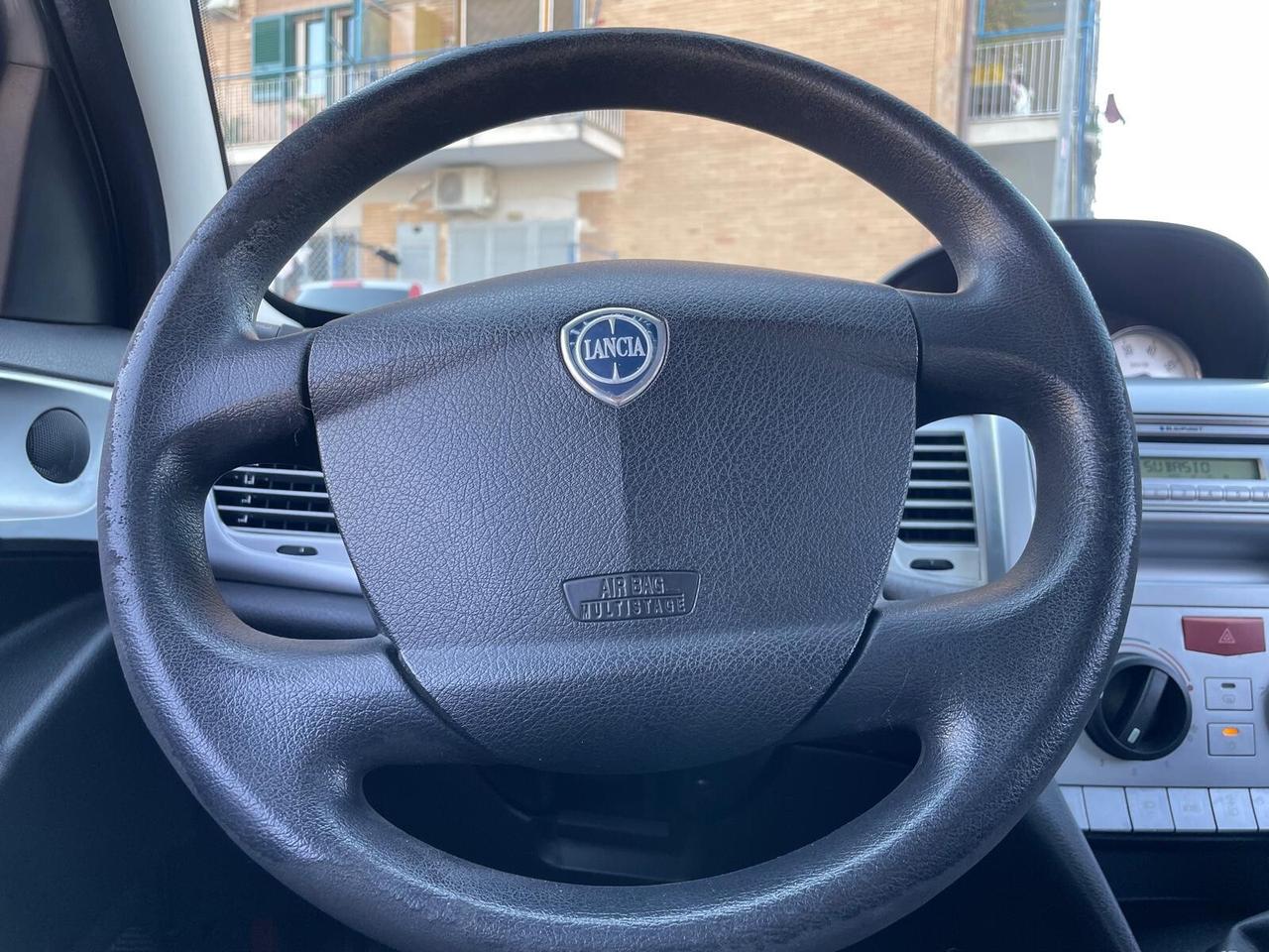 Lancia Ypsilon 1.4 Platino Ecochic GPL CON 150MILA KM
