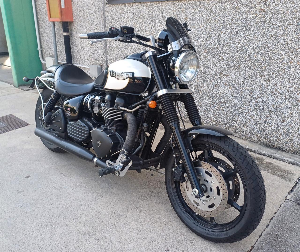 Triumph SpeedMaster preparazione Mr.Martini