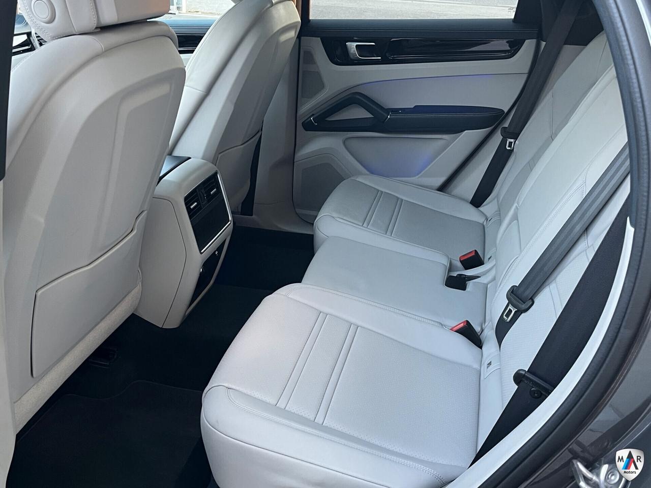 Porsche Cayenne Coupé 3.0 V6