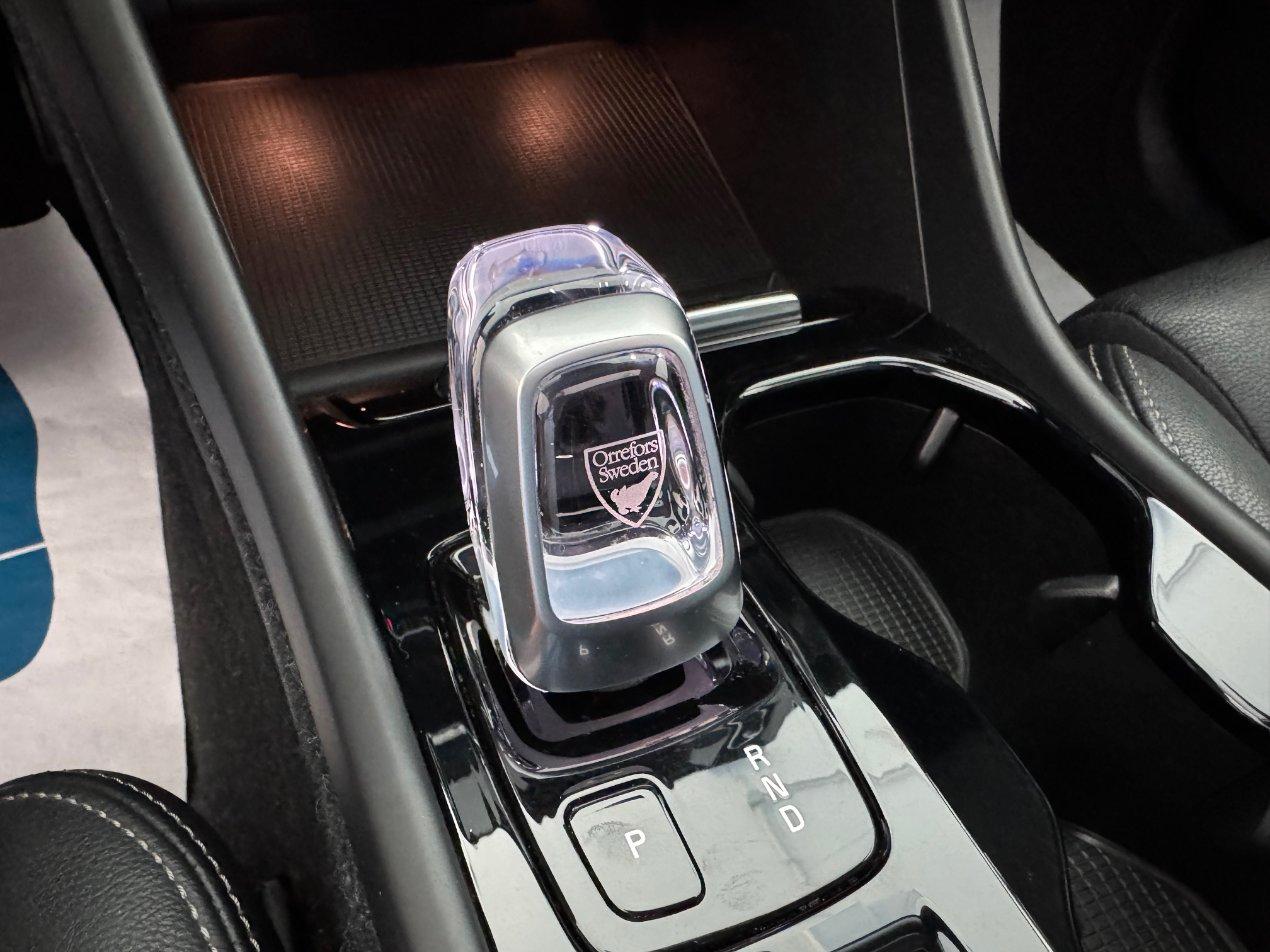 Volvo XC40 1.5 t5 phev Recharge Inscription Tetto Full Opt