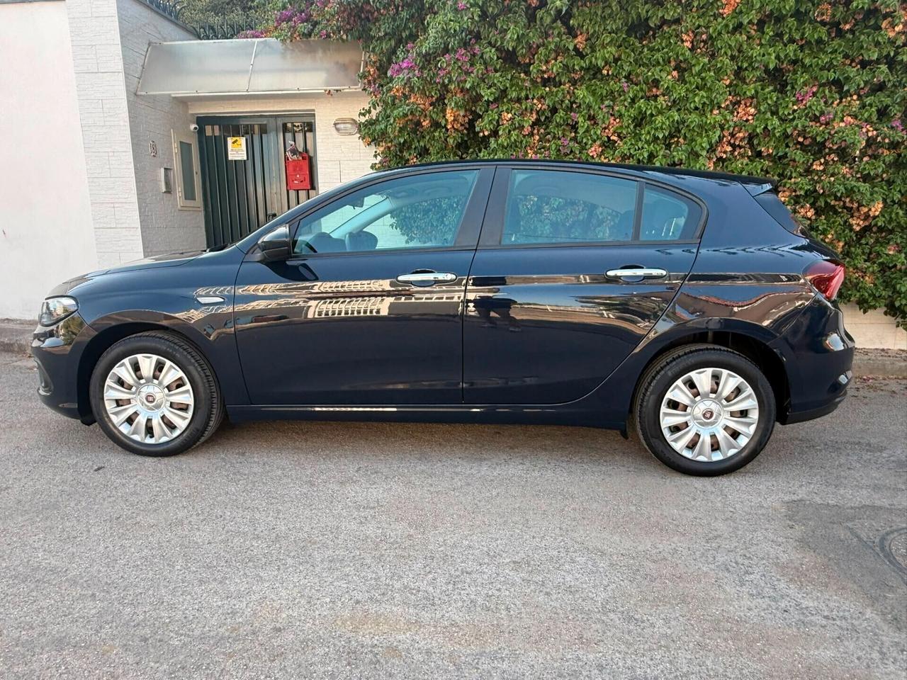 FIAT TIPO 1.6 MULTIJET BUSINESS BERLINA– GARANZIA 12 MESI