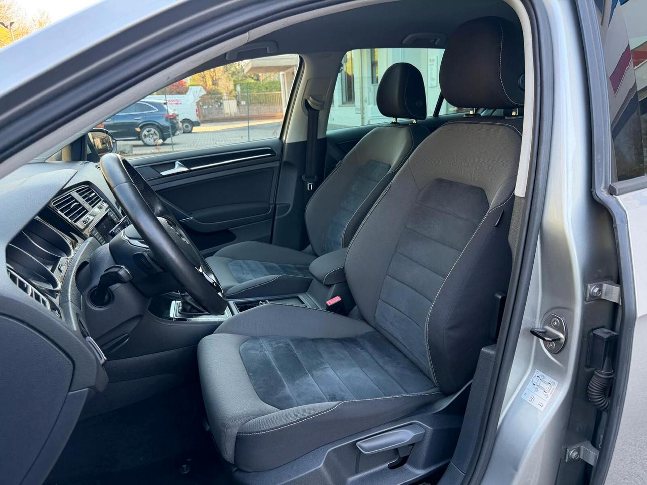 Volkswagen Golf 2.0 150CV TDI DSG 5p. Highline BMT